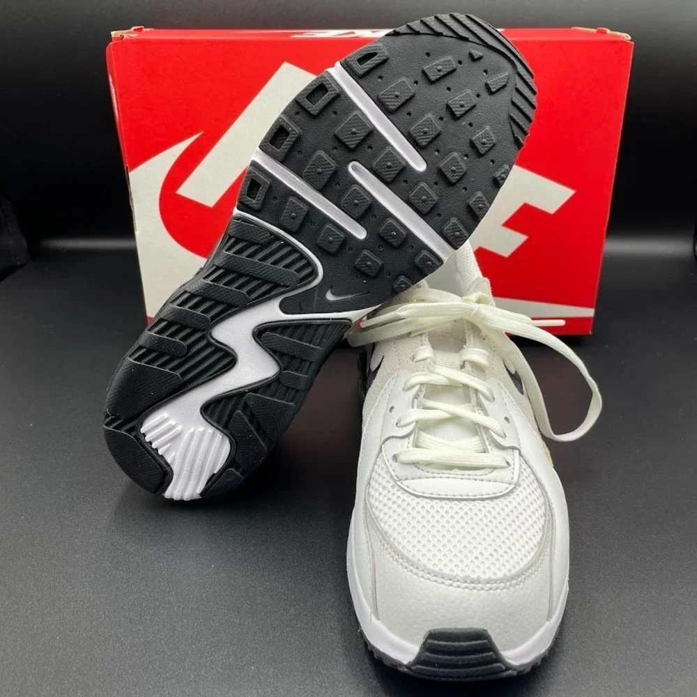 Nike Air Max Excee Leopard Summit White Black‎ Womens Size 6 HQ2115-100 NEW
